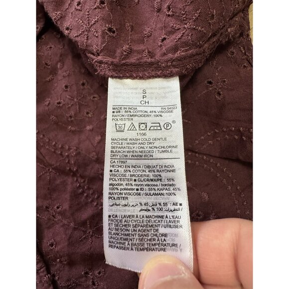 Old Navy Top Women Small Maroon Embroidered Eyelet Long Sleeve Peasant Boho - Picture 10 of 14